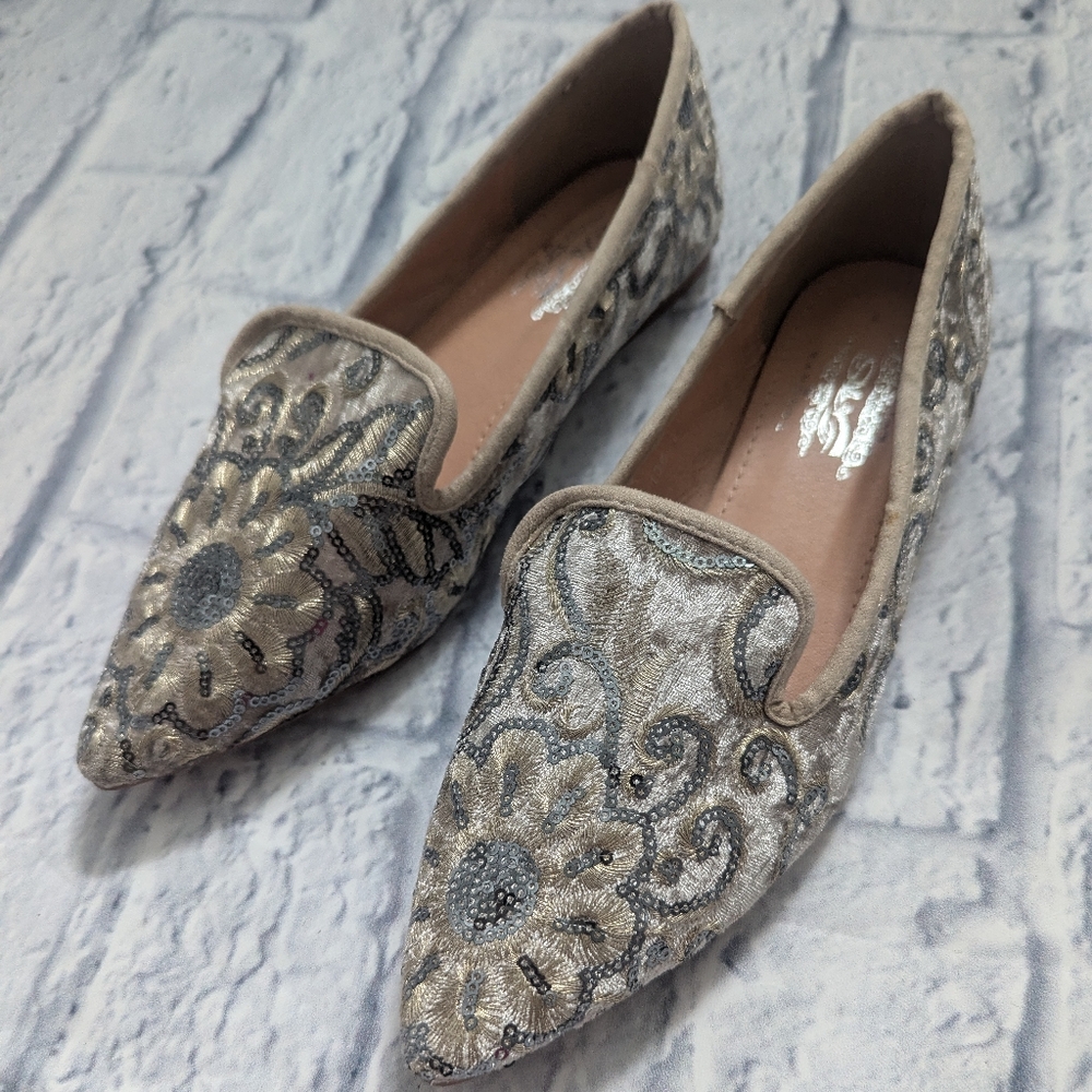 Embellished embroidery velvet loafers size 38